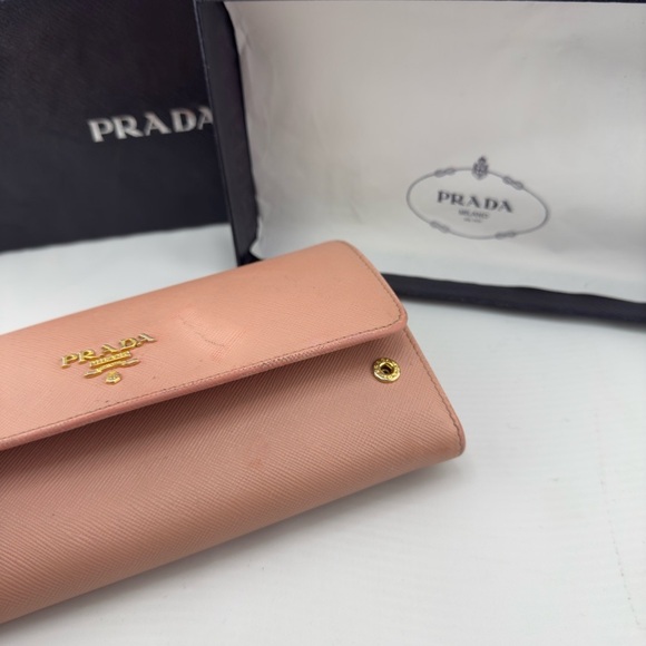 Prada Pink and Gold Leather Wallet - Picture 4 of 9